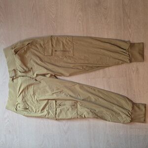 All in Motion Women's Olive Cargo Pants